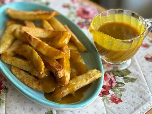 Patates ve Köri Sos