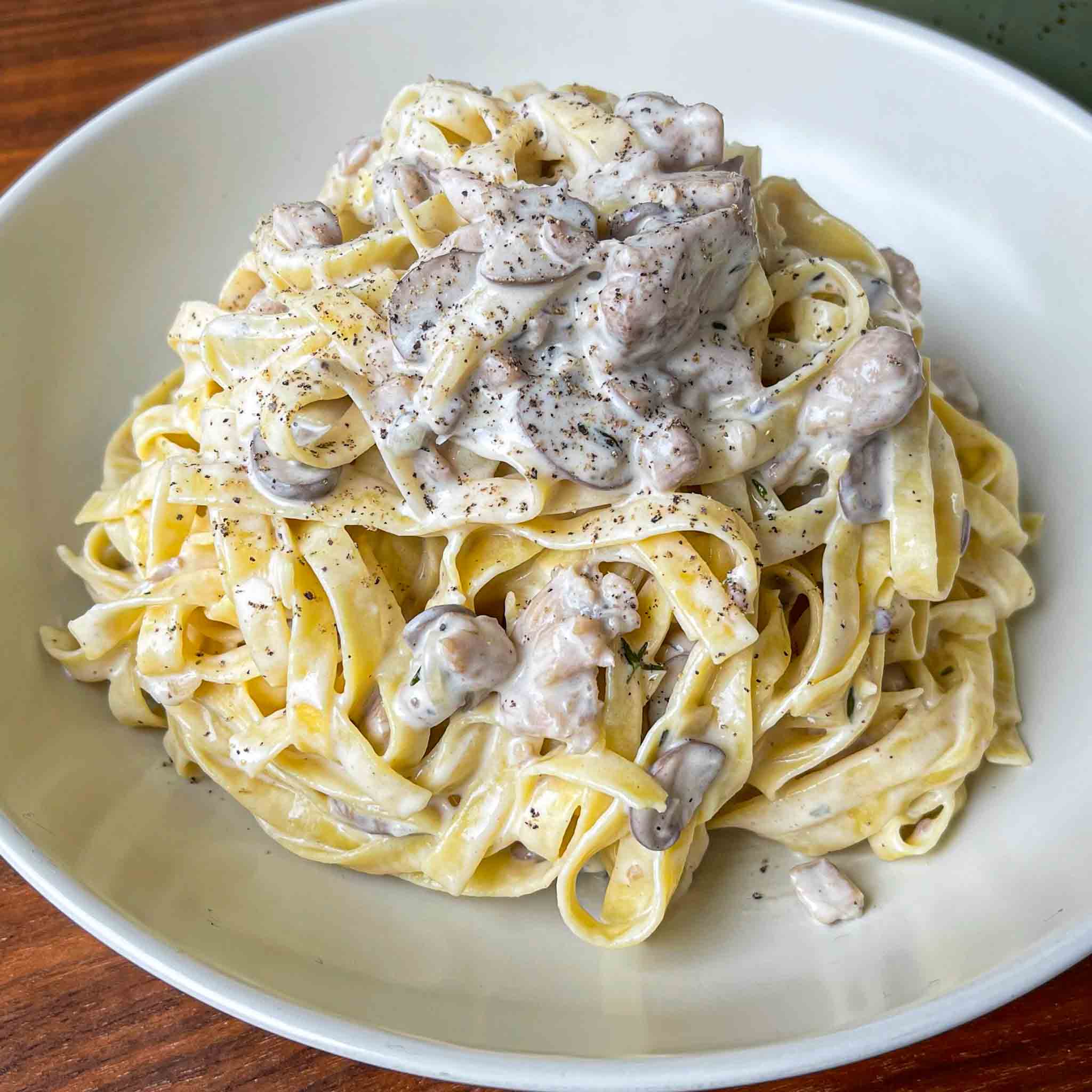 Tavuklu Mantarlı Tagliatelle